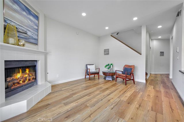 20851 Community Street 10, Winnetka, CA 91306