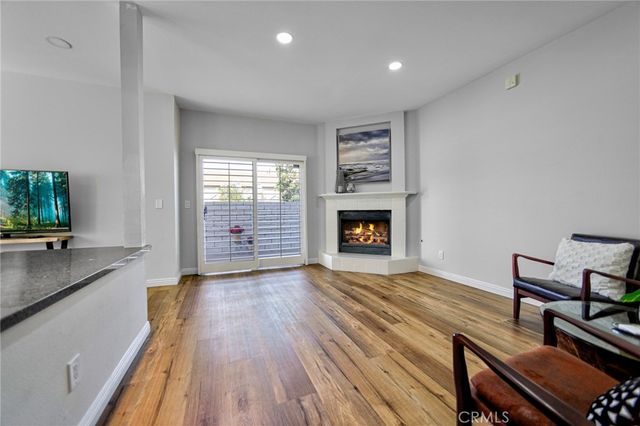 20851 Community Street 10, Winnetka, CA 91306