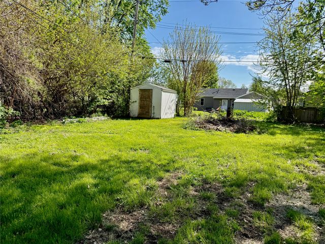 600 E 24th Street S, Newton, IA 50208