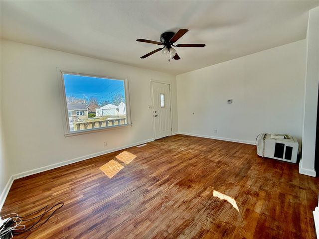 600 E 24th Street S, Newton, IA 50208