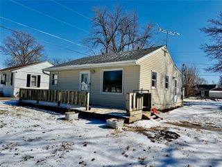 600 E 24th Street S, Newton, IA 50208