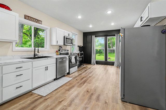 215 E Washington Street, Greenville, MI 48838