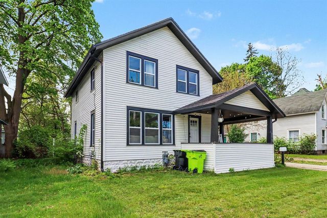 215 E Washington Street, Greenville, MI 48838