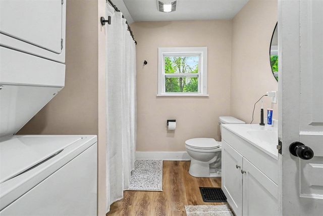 215 E Washington Street, Greenville, MI 48838