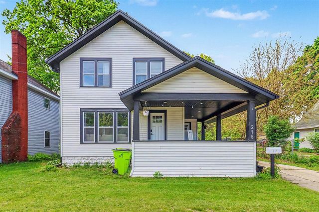 215 E Washington Street, Greenville, MI 48838