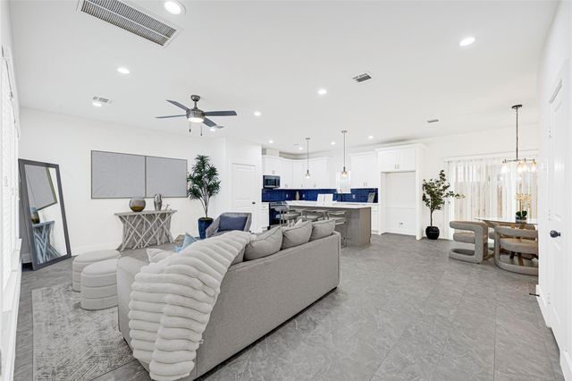 1515 Egypt Street, Houston, TX 77009