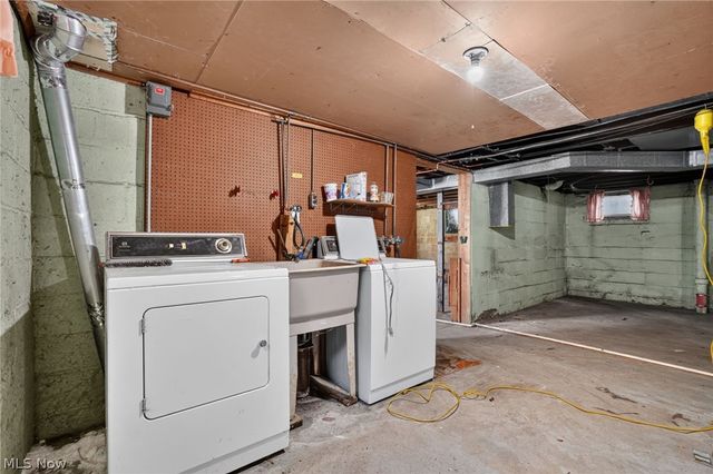 37 Chestnut Street, Painesville, OH 44077
