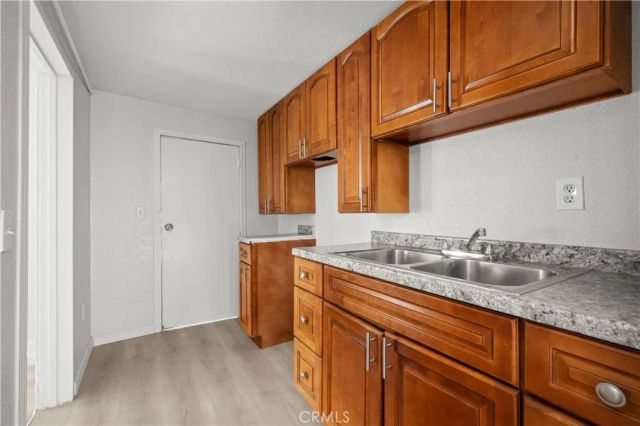 1438 E 20th Street, Los Angeles, CA 90011