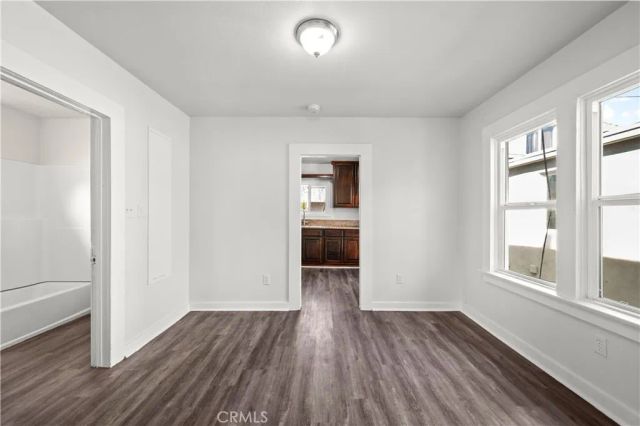 1438 E 20th Street, Los Angeles, CA 90011