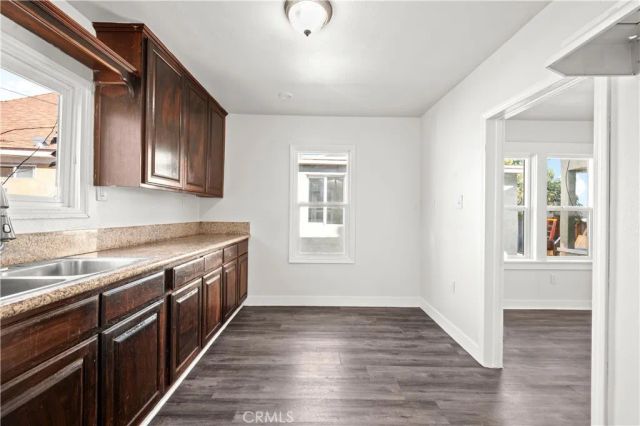 1438 E 20th Street, Los Angeles, CA 90011