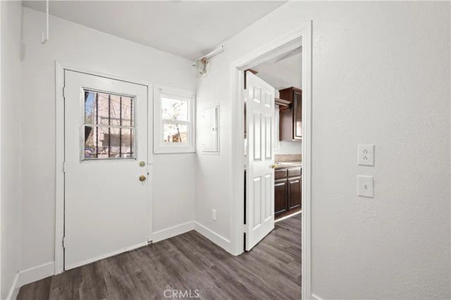 1438 E 20th Street, Los Angeles, CA 90011