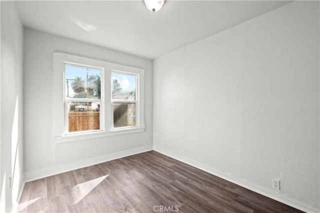 1438 E 20th Street, Los Angeles, CA 90011