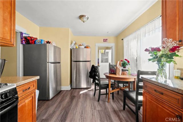 1438 E 20th Street, Los Angeles, CA 90011