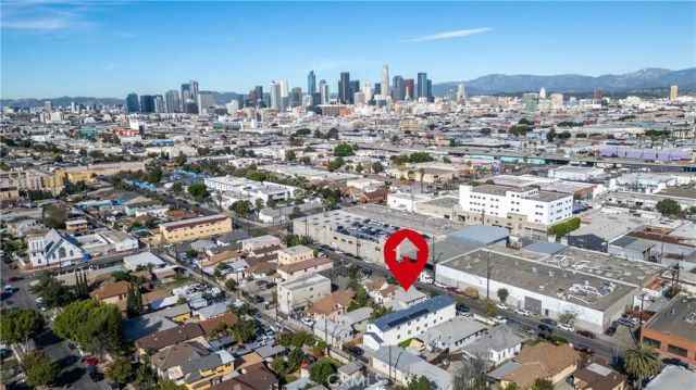 1438 E 20th Street, Los Angeles, CA 90011