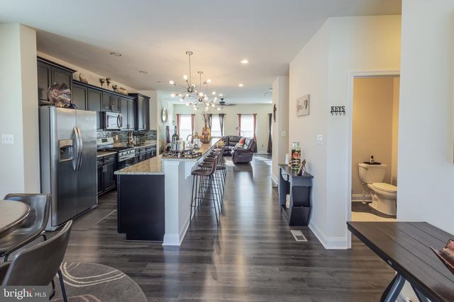 11391 TOLKIEN AVE, White Plains, MD 20695