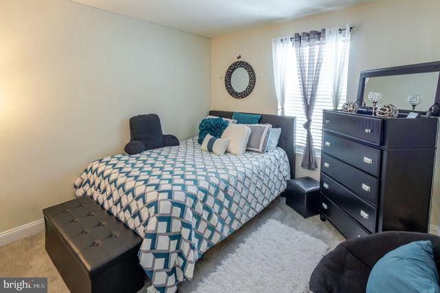 11391 TOLKIEN AVE, White Plains, MD 20695