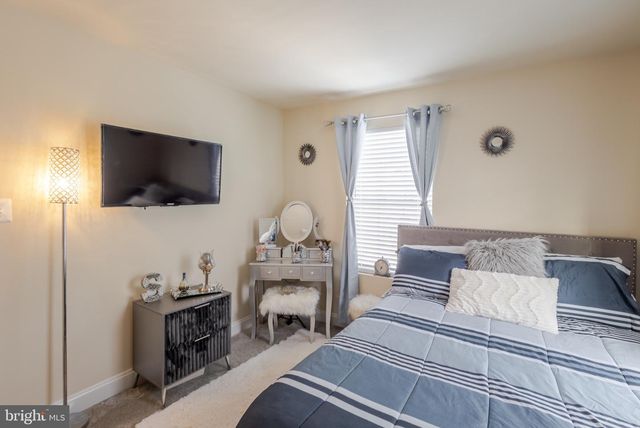 11391 TOLKIEN AVE, White Plains, MD 20695