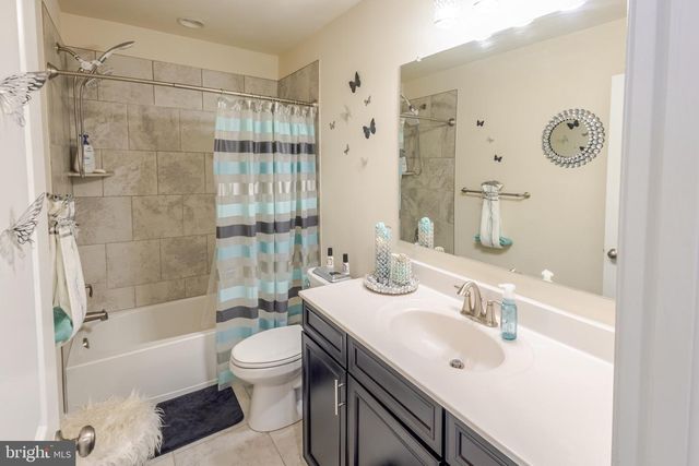 11391 TOLKIEN AVE, White Plains, MD 20695