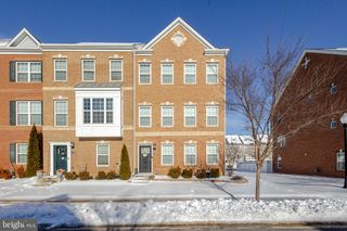 11391 TOLKIEN AVE, White Plains, MD 20695