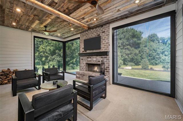 145 Lonesome Dove Way, Foristell, MO 63348