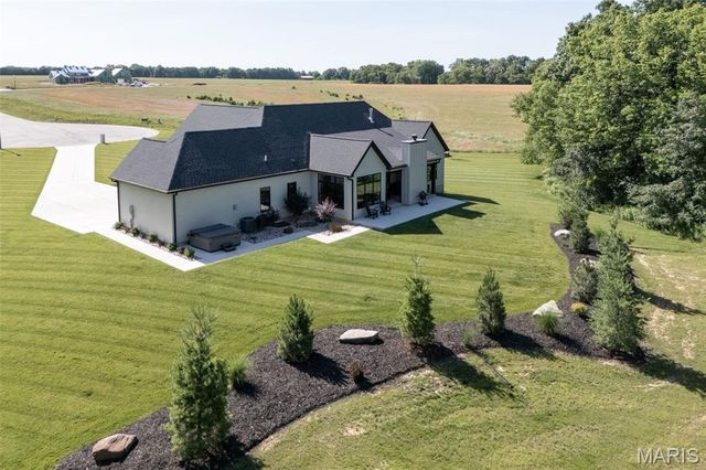 145 Lonesome Dove Way, Foristell, MO 63348