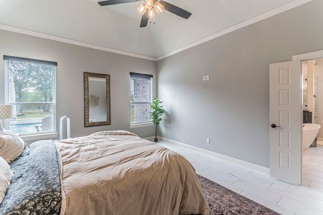 150 Las Brisas Drive, Decatur, TX 76234
