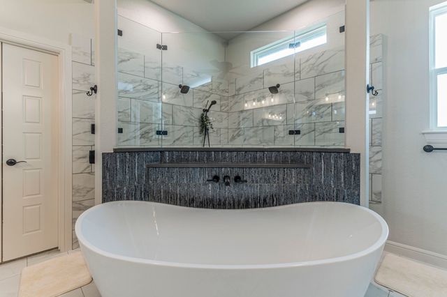 150 Las Brisas Drive, Decatur, TX 76234