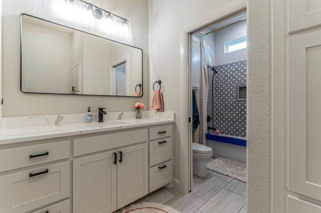 150 Las Brisas Drive, Decatur, TX 76234