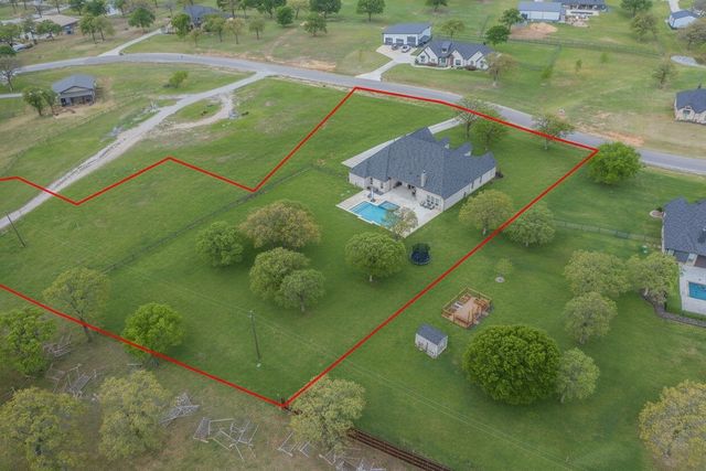 150 Las Brisas Drive, Decatur, TX 76234