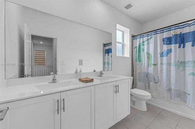 1400 SE 26th Rd, Homestead, FL 33035