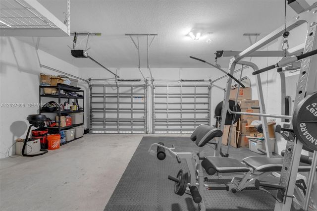 1400 SE 26th Rd, Homestead, FL 33035