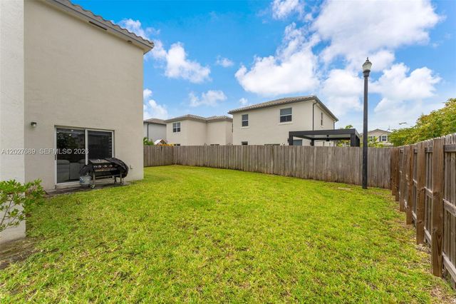 1400 SE 26th Rd, Homestead, FL 33035