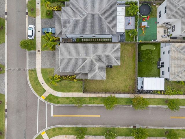 1400 SE 26th Rd, Homestead, FL 33035