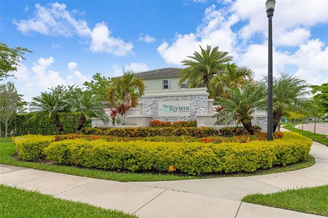 1400 SE 26th Rd, Homestead, FL 33035