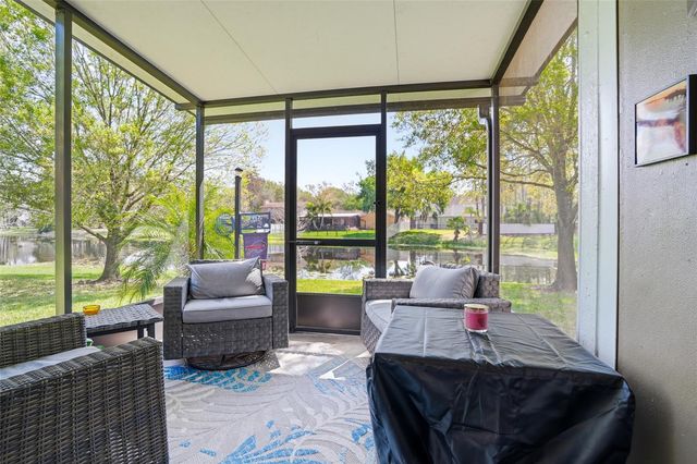 16511 LAKE BRIGADOON CIRCLE, Tampa, FL 33618