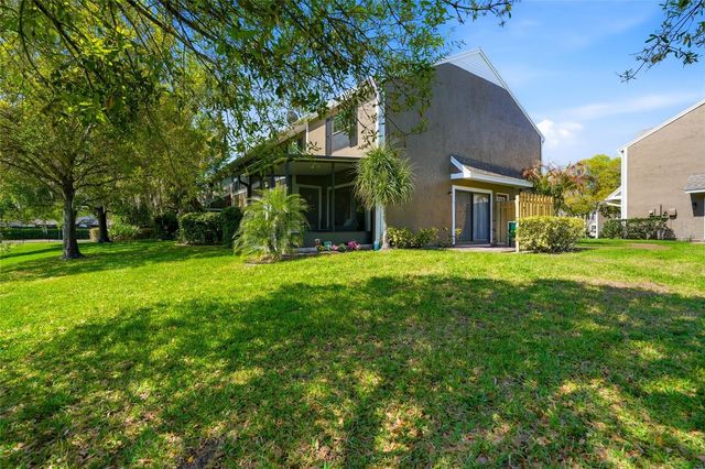 16511 LAKE BRIGADOON CIRCLE, Tampa, FL 33618