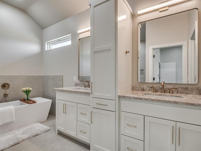 25187 Ethan Street, Cashion, OK 73016