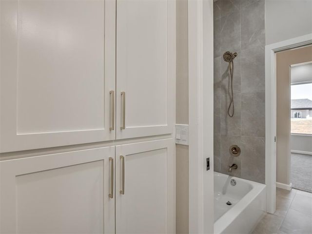 25187 Ethan Street, Cashion, OK 73016