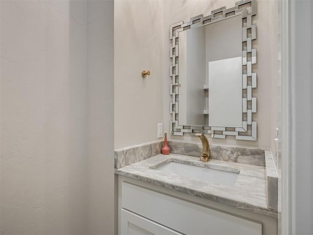 25187 Ethan Street, Cashion, OK 73016