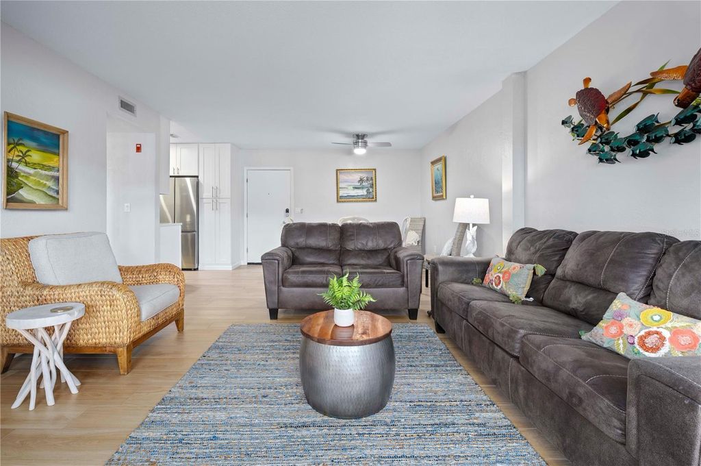 Image 6 of property listing at 3800 SAXON DRIVE 19B, New Smyrna Beach, FL 32169