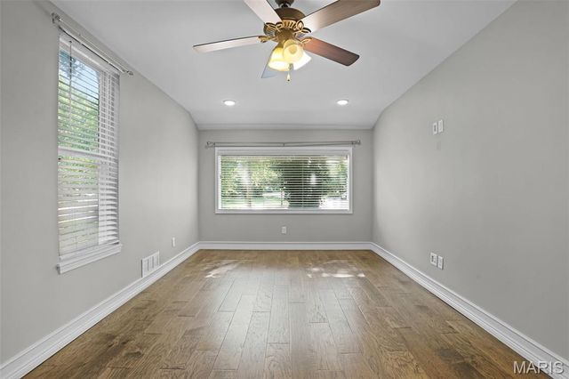 927 Troy Road, Edwardsville, IL 62025