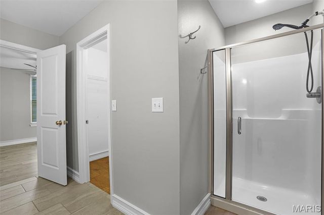 927 Troy Road, Edwardsville, IL 62025