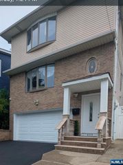 409 Washington Street, Carlstadt, NJ 07072