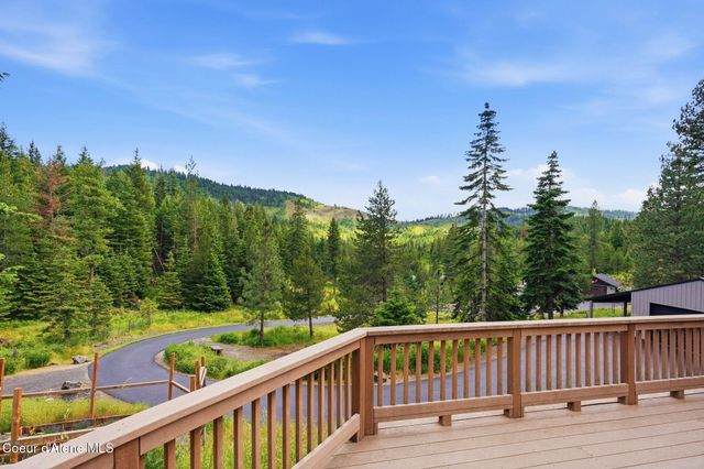 10439 W Cougar Gulch RD, Coeur D'alene, ID 83814
