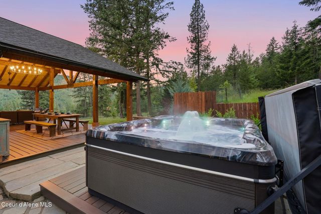 10439 W Cougar Gulch RD, Coeur D'alene, ID 83814