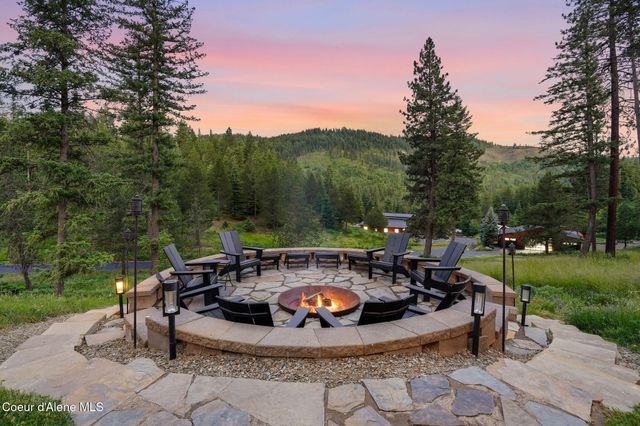 10439 W Cougar Gulch RD, Coeur D'alene, ID 83814