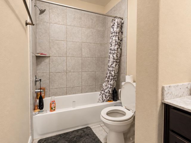 1927 Banna Drive, Houston, TX 77090