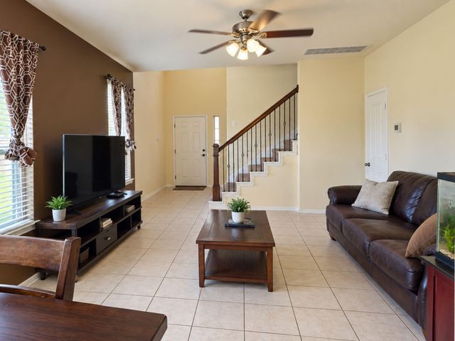 1927 Banna Drive, Houston, TX 77090