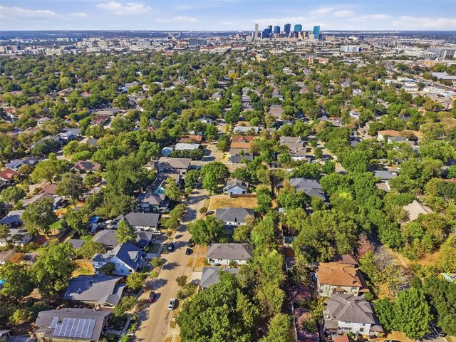 2227 College Avenue, Fort Worth, TX 76110