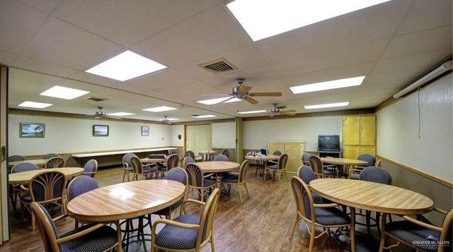 912 Palm Drive, Alamo, TX 78516